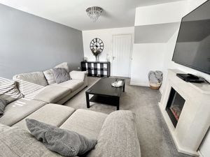 Lounge- click for photo gallery